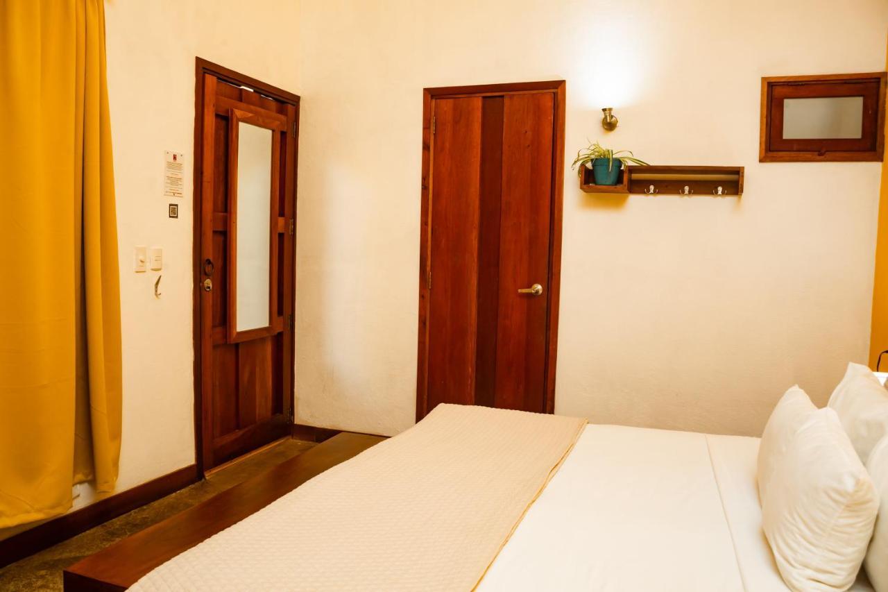 Hotel Con Corazon Гранада Екстериор снимка